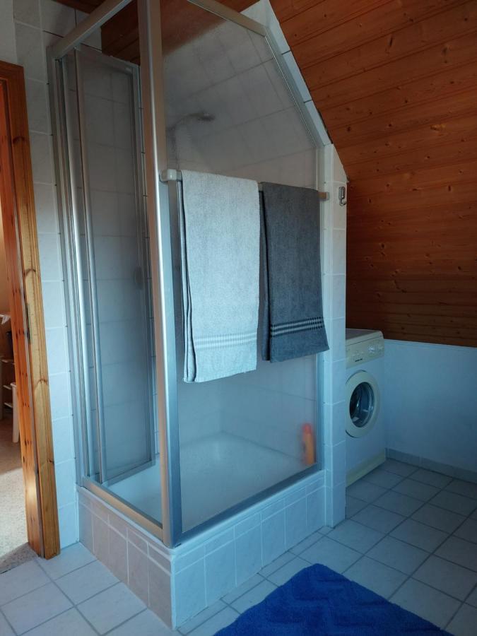 Dachgeschosswohnung Mit Burgblick In Kues Бернкастель-Кюс Экстерьер фото